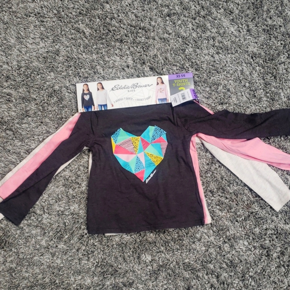 Brand new Eddie Bauer kids 3 long sleeves shirts in XS (5/6)